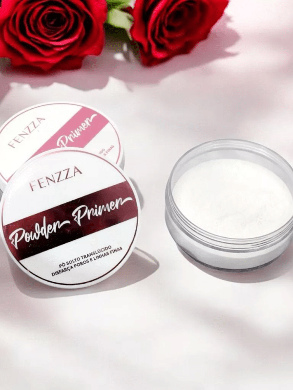 O Prime Fenzza Pó Solto proporciona um acabamento suave e matte, ideal para controlar a oleosidade e fixar a maquiagem por mais tempo. Sua textura fina ajuda a minimizar os poros e a deixar a pele com aparência natural e aveludada. Compacto e prático, é perfeito para retoques rápidos ao longo do dia, garantindo uma pele sem brilho e com acabamento impecável. Ideal para todos os tipos de pele, oferecendo um resultado duradouro e de alta qualidade.