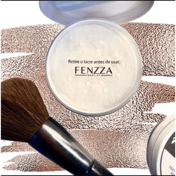 O Prime Fenzza Pó Solto proporciona um acabamento suave e matte, ideal para controlar a oleosidade e fixar a maquiagem por mais tempo. Sua textura fina ajuda a minimizar os poros e a deixar a pele com aparência natural e aveludada. Compacto e prático, é perfeito para retoques rápidos ao longo do dia, garantindo uma pele sem brilho e com acabamento impecável. Ideal para todos os tipos de pele, oferecendo um resultado duradouro e de alta qualidade.