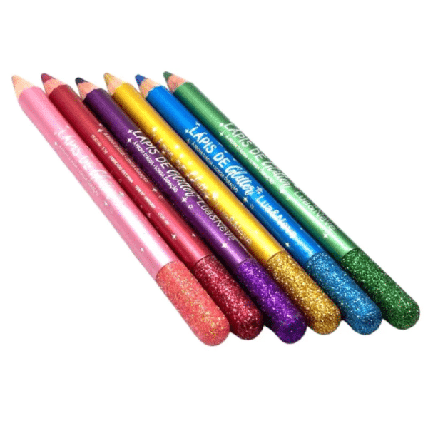 O Lápis de Glitter Lua & Neve é perfeito para quem ama um toque de brilho na maquiagem!