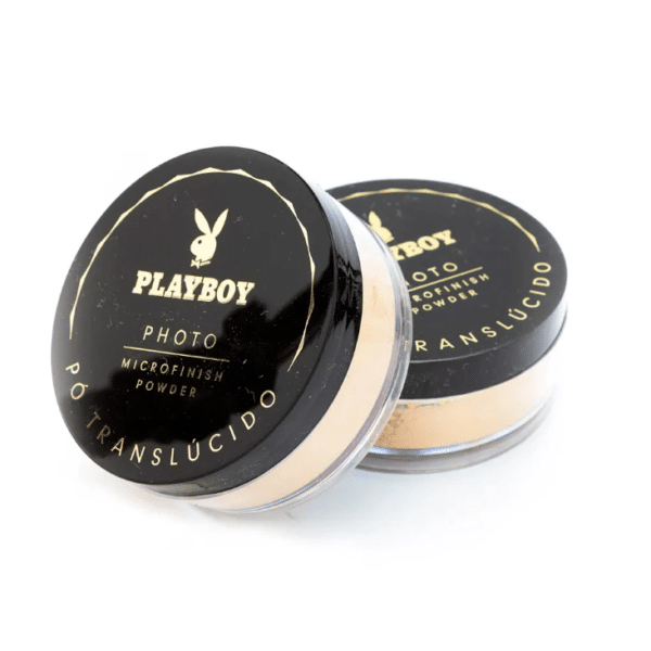 O Pó Translúcido Playboy é essencial para uma maquiagem impecável! Com textura ultrafina e efeito matte, ele sela a base, controla a oleosidade e minimiza poros e linhas finas, garantindo um acabamento profissional e duradouro.
